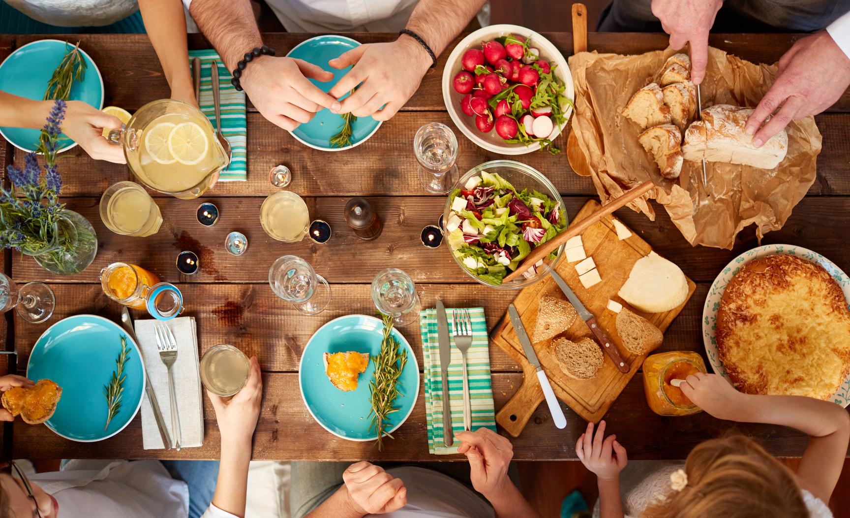 Multi-generation family meal